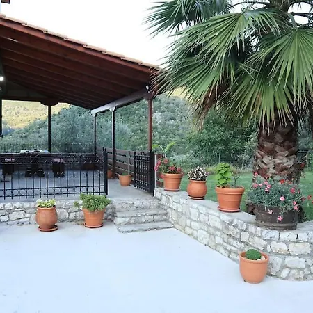 Petros House * Katokhórion