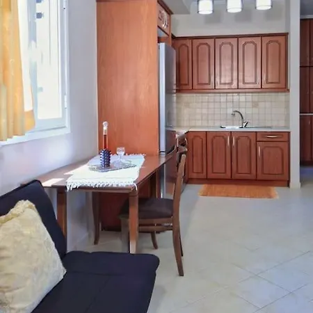 شقة Petros House *